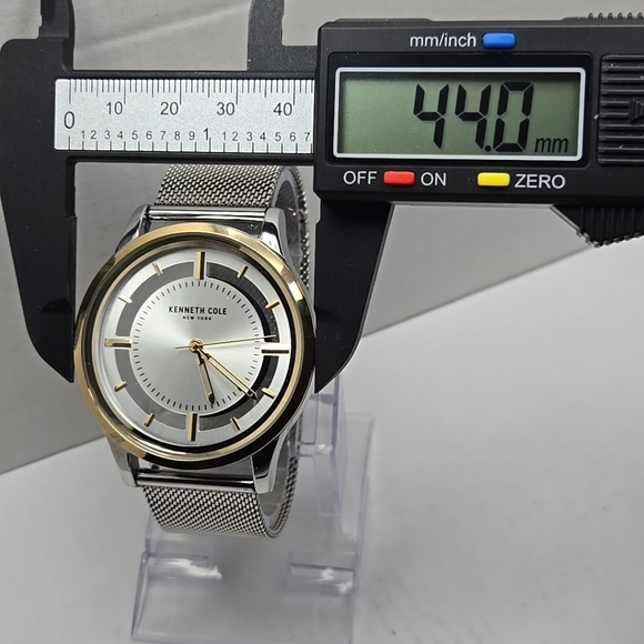 Kenneth Cole KC50883012 Mens Watch Silver Dial Mesh Band New Battery Working - Picture 4 of 9